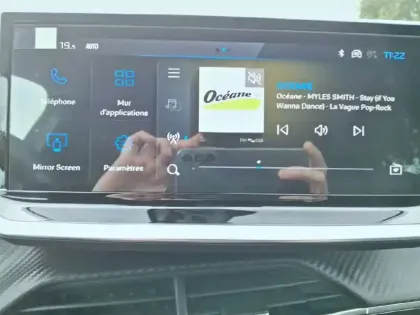 Photo 42 Peugeot 208  Hybrid 110 e-DCS6