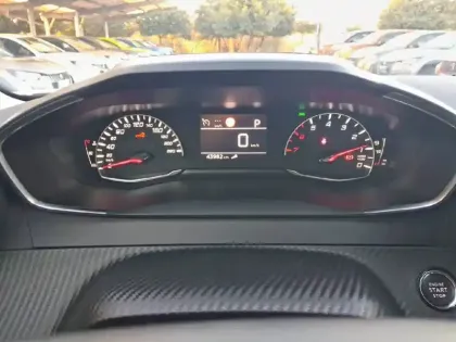 Photo 9 Peugeot 2008  PureTech 130 S&S EAT8