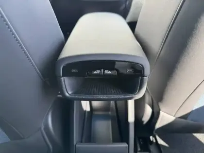 Photo 17 Volvo Ex30  Single Extended Range 272 ch 1EDT