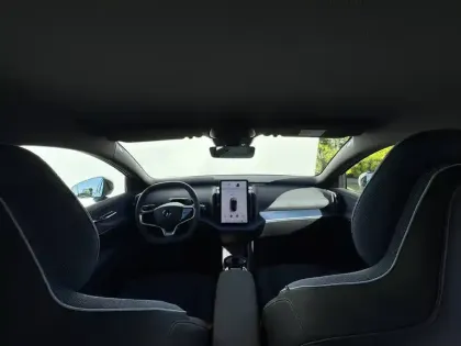 Photo 24 Volvo Ex30  Single Extended Range 272 ch 1EDT