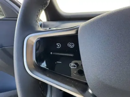 Photo 8 Volvo Ex30  Single Extended Range 272 ch 1EDT