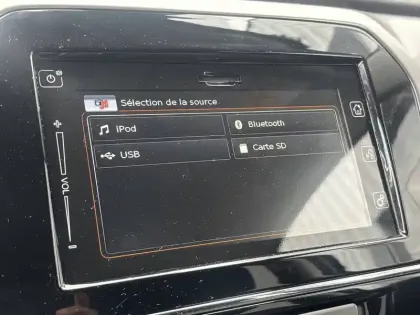 Photo 28 Suzuki Vitara  1.5 Dualjet Hybrid Auto