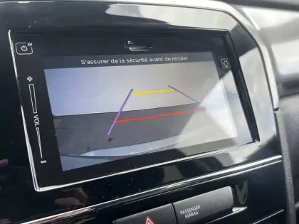 Photo 37 Suzuki Vitara  1.5 Dualjet Hybrid Auto