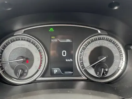 Photo 15 Suzuki Vitara  1.5 Dualjet Hybrid Auto