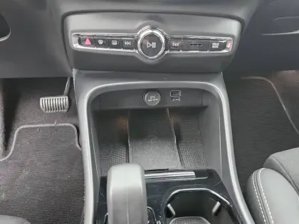 Photo 17 Volvo Xc40  T5 Recharge 180+82 ch DCT7