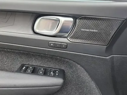 Photo 8 Volvo Xc40  T5 Recharge 180+82 ch DCT7