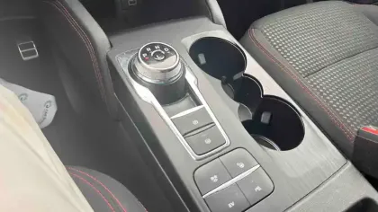 Photo 21 Ford Kuga  2.5 Duratec 225 ch PHEV Powershift