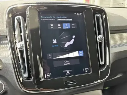 Photo 15 Volvo Xc40  T4 Recharge 129+82 ch DCT7