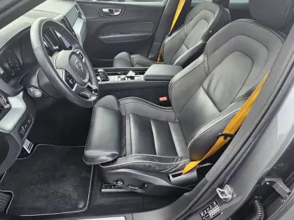 Photo 5 Volvo Xc60  T8 AWD 318 ch + 87 ch Geartronic 8