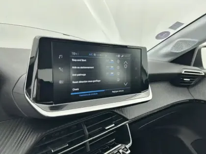 Photo 21 Peugeot 208 Gén. II Ph1 NG Allure 5