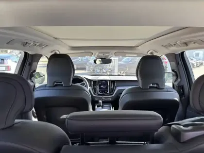 Photo 10 Volvo Xc60  T6 AWD Hybride rechargeable 253 ch+145 ch Geartronic 8