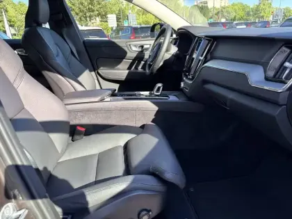 Photo 12 Volvo Xc60  T6 AWD Hybride rechargeable 253 ch+145 ch Geartronic 8