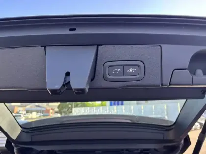 Photo 20 Volvo Xc60  T6 AWD Hybride rechargeable 253 ch+145 ch Geartronic 8