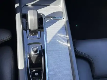 Photo 14 Volvo Xc60  T6 AWD Hybride rechargeable 253 ch+145 ch Geartronic 8