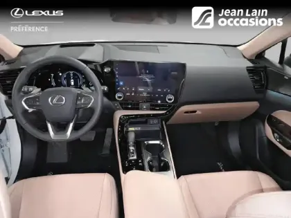 Photo 17 Lexus Nx  450h+ 4WD Hybride Rechargeable