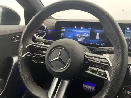 Photo 23 Mercedes CLA  Shooting Brake 200 d 8G-DCT