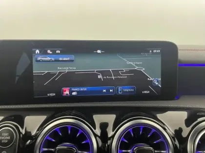 Photo 20 Mercedes CLA  Shooting Brake 200 d 8G-DCT