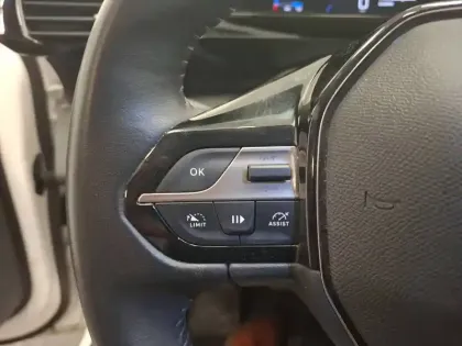 Photo 19 Peugeot 308  PureTech 110ch S&S BVM6