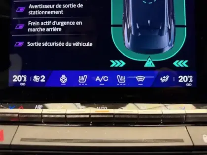 Photo 27 Renault Rafale  E-Tech full hybrid 200ch