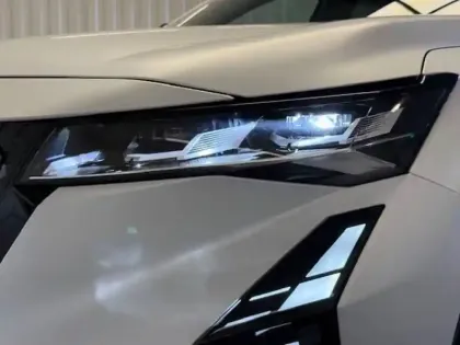 Photo 78 Renault Rafale  E-Tech full hybrid 200ch