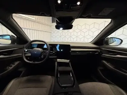 Photo 9 Renault Rafale  E-Tech full hybrid 200ch