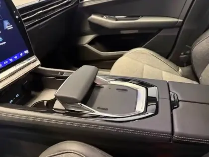 Photo 91 Renault Rafale  E-Tech full hybrid 200ch