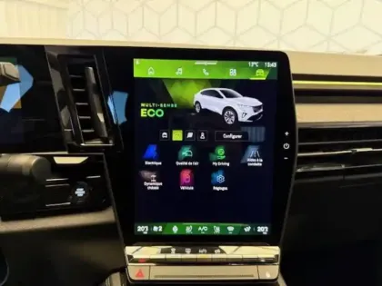 Photo 39 Renault Rafale  E-Tech full hybrid 200ch