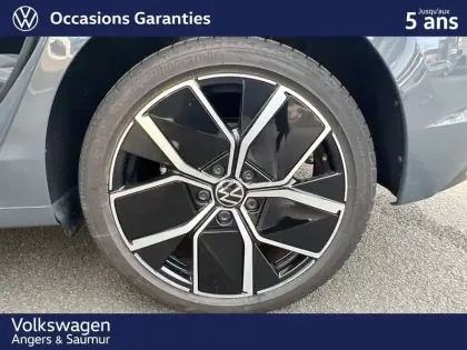 Photo 16 Volkswagen Golf  1.5 eHybrid 204 DSG6