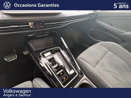 Photo 13 Volkswagen Golf  1.5 eHybrid 204 DSG6