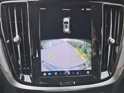 Photo 12 Volvo V60  CROSS COUNTRY B4 AWD 197 ch Geartronic 8