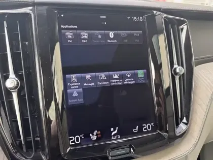 Photo 19 Volvo Xc60  T6 Recharge AWD 253 ch + 87 ch Geartronic 8