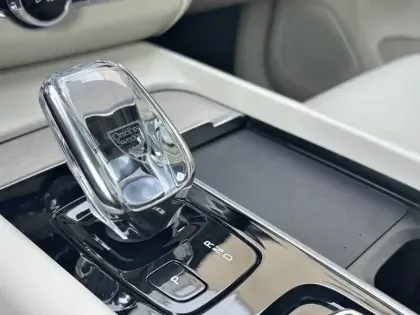 Photo 20 Volvo Xc60  T6 Recharge AWD 253 ch + 87 ch Geartronic 8