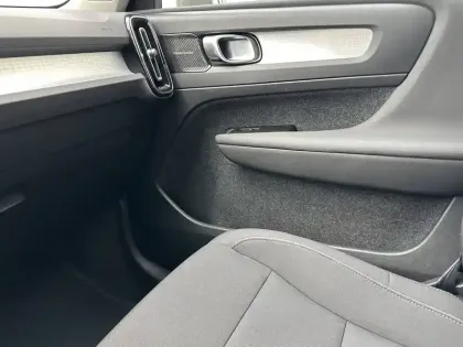 Photo 9 Volvo Xc40  T4 Recharge 129+82 ch DCT7