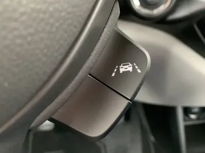 Photo 8 Suzuki Swift  1.2 Dualjet Hybrid