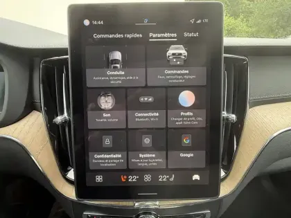 Photo 8 Volvo Xc60  T6 AWD Hybride rechargeable 253 ch+145 ch Geartronic 8