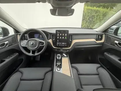 Photo 16 Volvo Xc60  T6 AWD Hybride rechargeable 253 ch+145 ch Geartronic 8