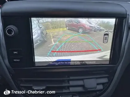 Photo 23 Peugeot 2008  BlueHDi 100ch S&S BVM5 Signature