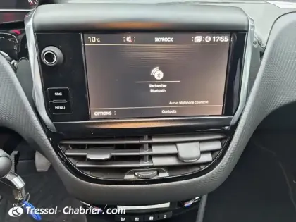 Photo 16 Peugeot 2008  BlueHDi 100ch S&S BVM5 Signature