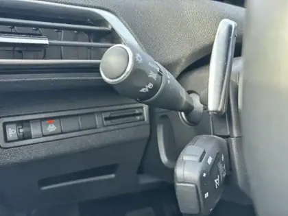 Photo 16 Peugeot 3008  Puretech 130ch S&S EAT8 Allure Pack