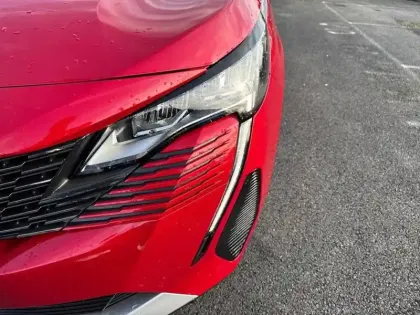 Photo 13 Peugeot 3008  Puretech 130ch S&S EAT8 Allure Pack