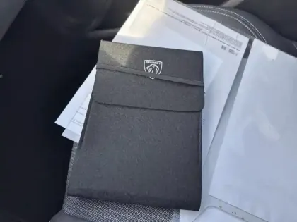 Photo 15 Peugeot 3008  Puretech 130ch S&S EAT8 Allure Pack