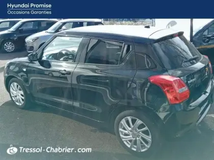 Photo 12 Suzuki Swift  1.2 Dualjet Hybrid Auto (CVT) Privilège