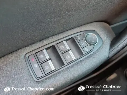 Photo 19 Renault Captur  E-Tech Plug-in 160 - 21 Intens