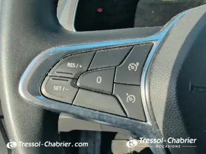 Photo 18 Renault Captur  E-Tech Plug-in 160 - 21 Intens