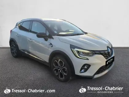 Photo 28 Renault Captur  E-Tech Plug-in 160 - 21 Intens