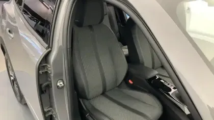 Photo 7 Peugeot 2008  100 S&S BVM6 Allure