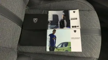 Photo 12 Peugeot 2008  100 S&S BVM6 Allure
