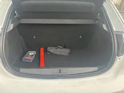 Photo 7 Peugeot 208  BlueHDi 100 S&S BVM6 Active