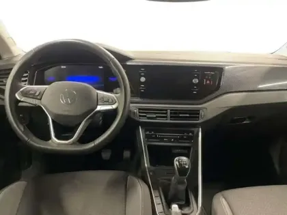 Photo 8 Volkswagen Polo 1.0 TSI 95 S&S BVM5 VW Edition