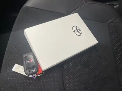 Photo 17 Toyota Yaris Hybride 130h GR SPORT